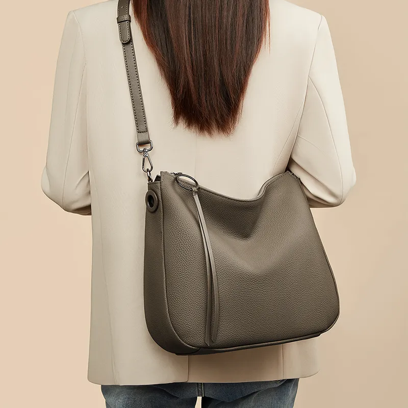 Old Man's Head Synthetic Leather Shoulder Bag Regular Women's Black/Gray Blue/Elephant Gray-21