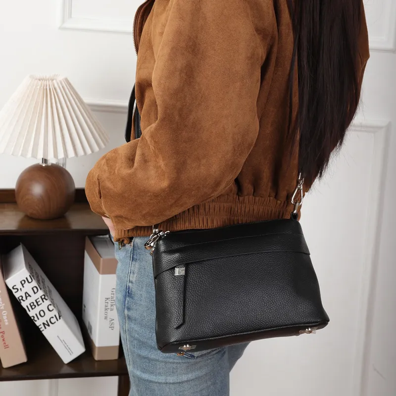 Old Man's Head Top Grain Cow Leather Shoulder Bag Women's Multicolor-7