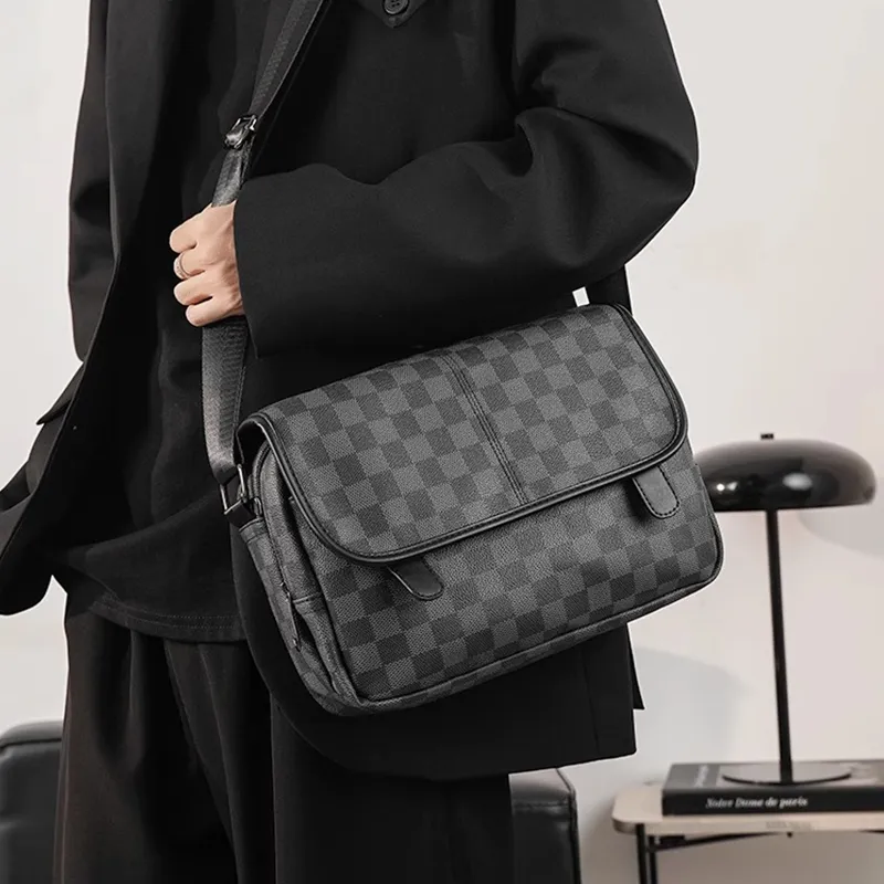 Old Man's Head Synthetic Leather Crossbody Bag Men's Black-1