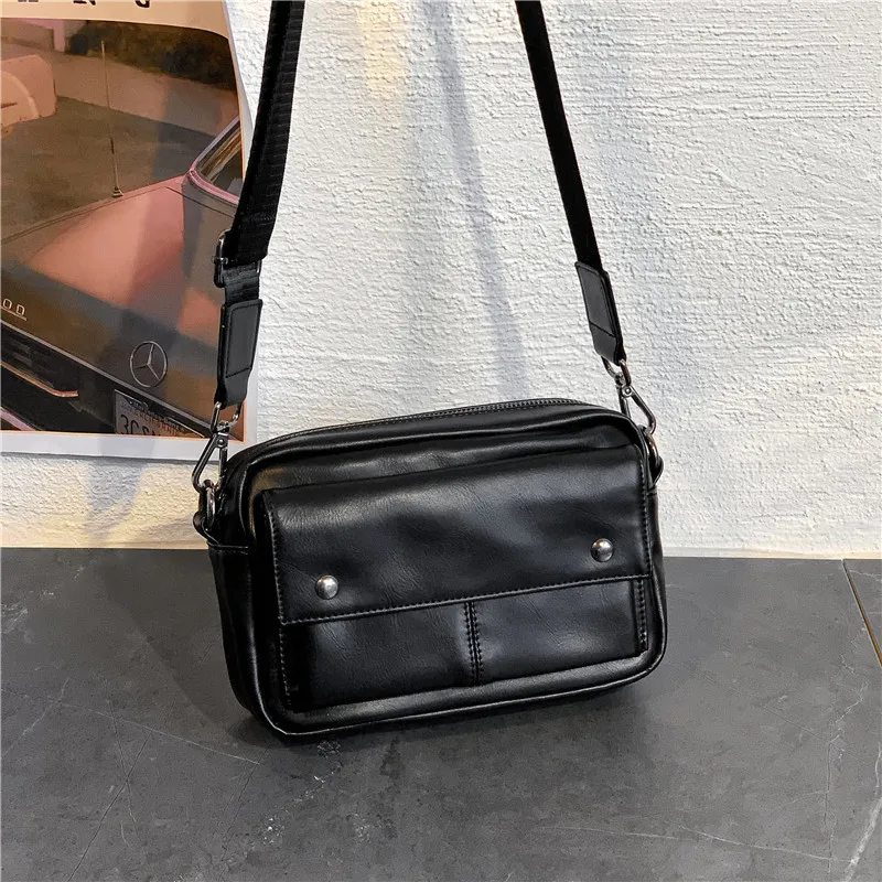 Old Man's Head Synthetic Leather Shoulder Bag Regular Men's Black-3