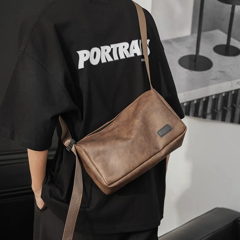Old Man's Head Synthetic Leather Shoulder Bag Regular Men's Black-7
