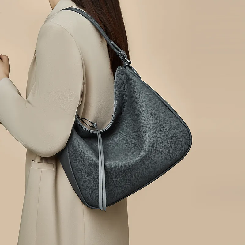 Old Man's Head Synthetic Leather Shoulder Bag Regular Women's Black/Gray Blue/Elephant Gray-6
