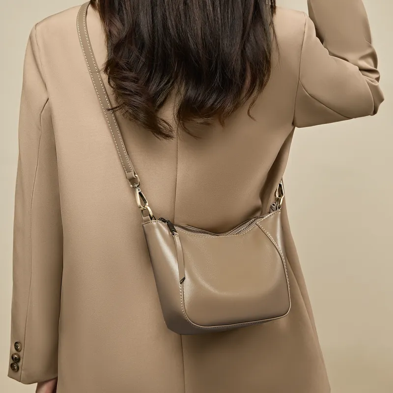 Old Man's Head Top Grain Cow Leather Crossbody Bag Regular Women's Black/White/Lemon/Khaki-19