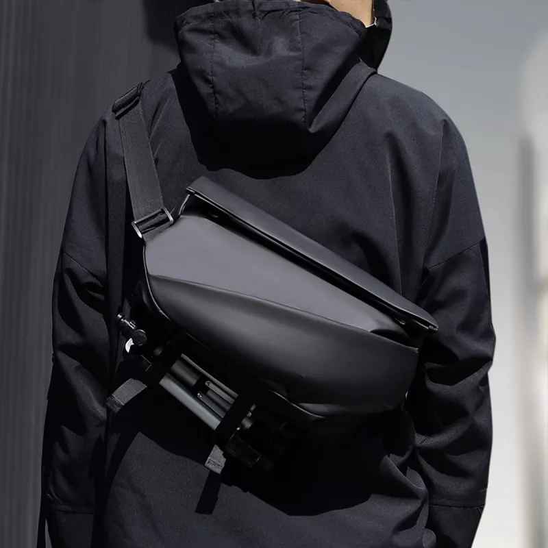 Old Man's Head Fabric Sling Bag Men's Black-2