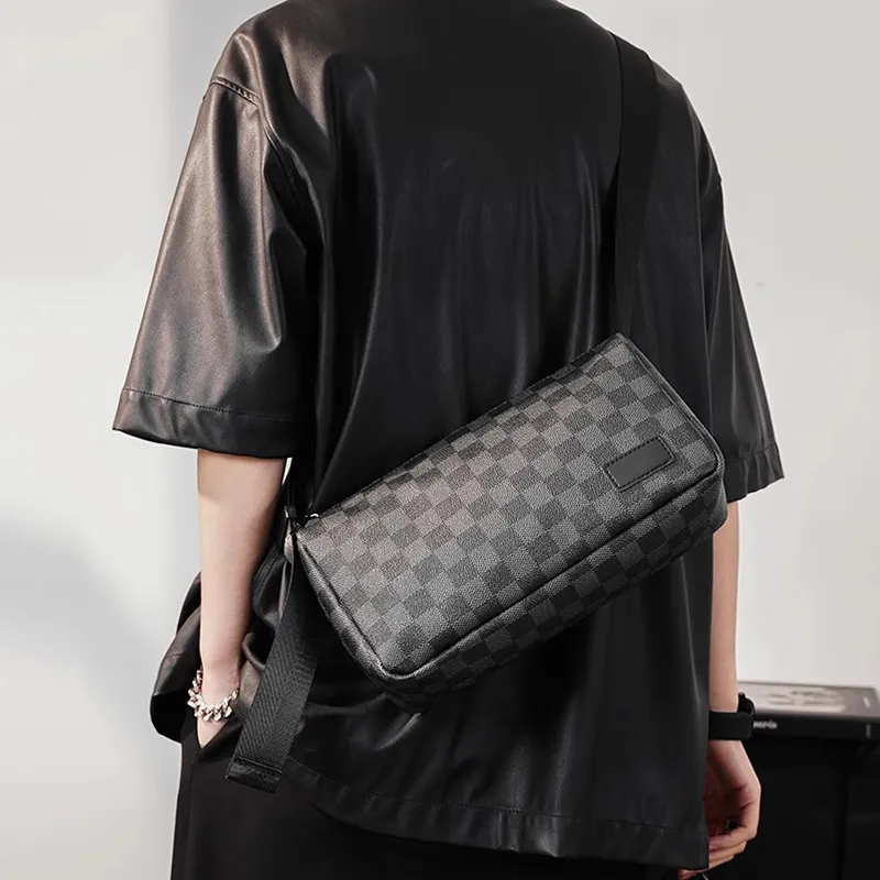 Old Man's Head Synthetic Leather Shoulder Bag Regular Men's Black-12
