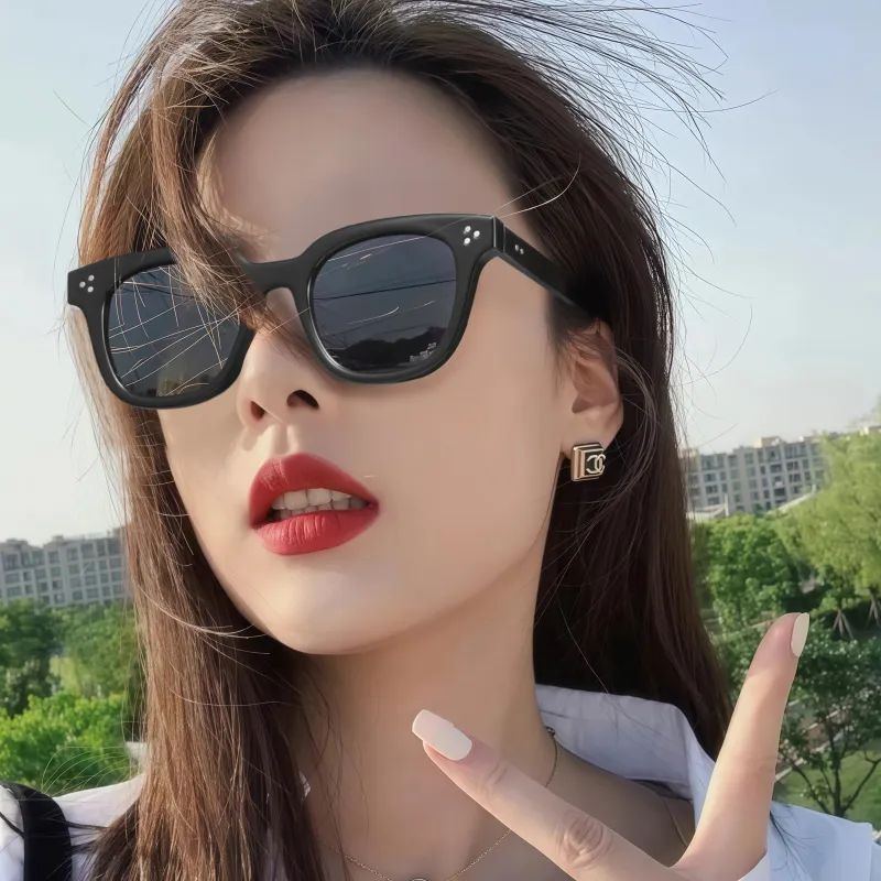 COLORE.IN TR/Memory Plastic Square Sunglasses Unisex-2