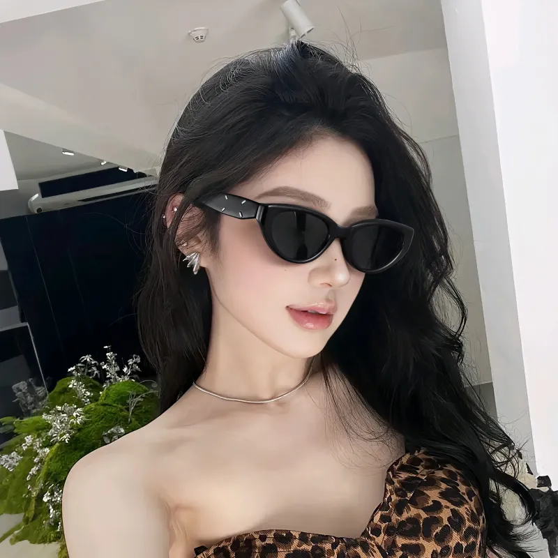 COLORE.IN TR/Memory Plastic Butterfly Sunglasses Unisex-3