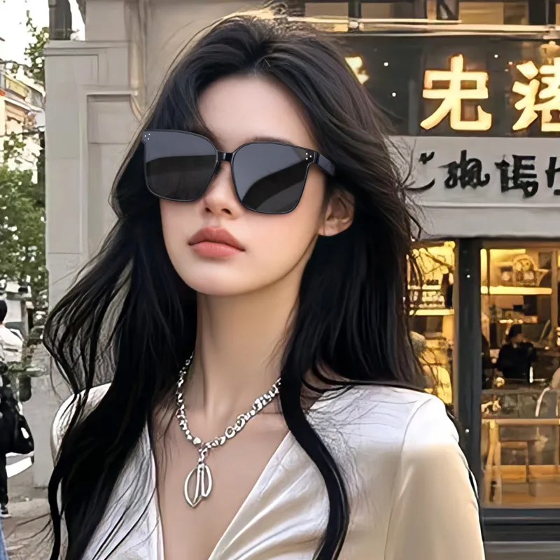 COLORE.IN TR/Memory Plastic Square Sunglasses Unisex-3