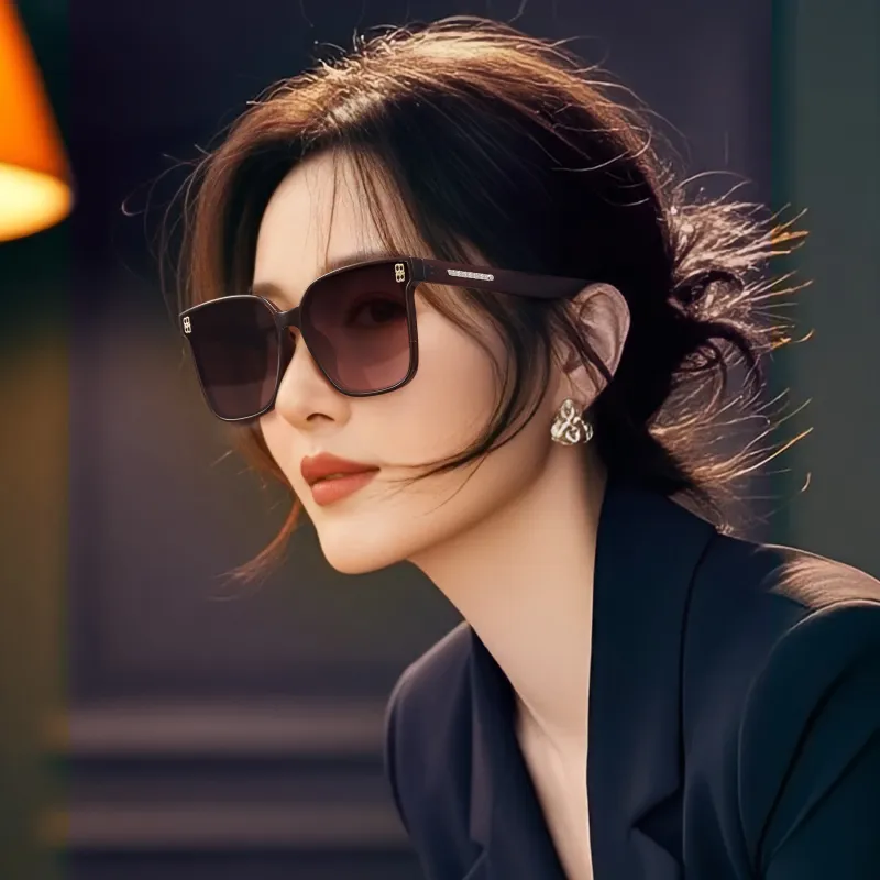 COLORE.IN TR/Memory Plastic Square Sunglasses Women's-4