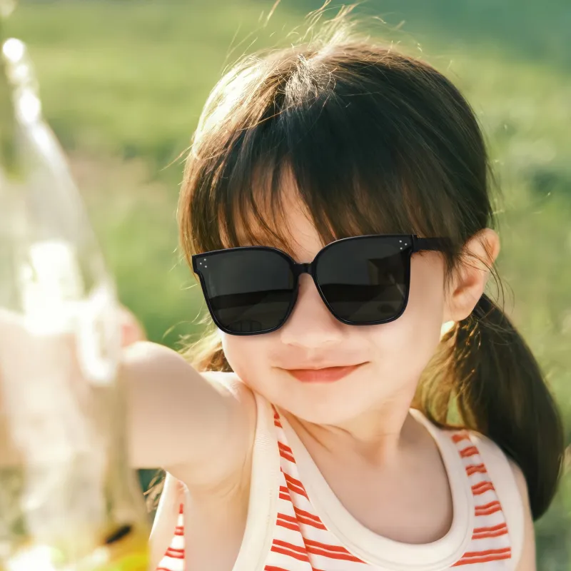 COLORE.IN TR/Memory Plastic Square Sunglasses Kids'-3