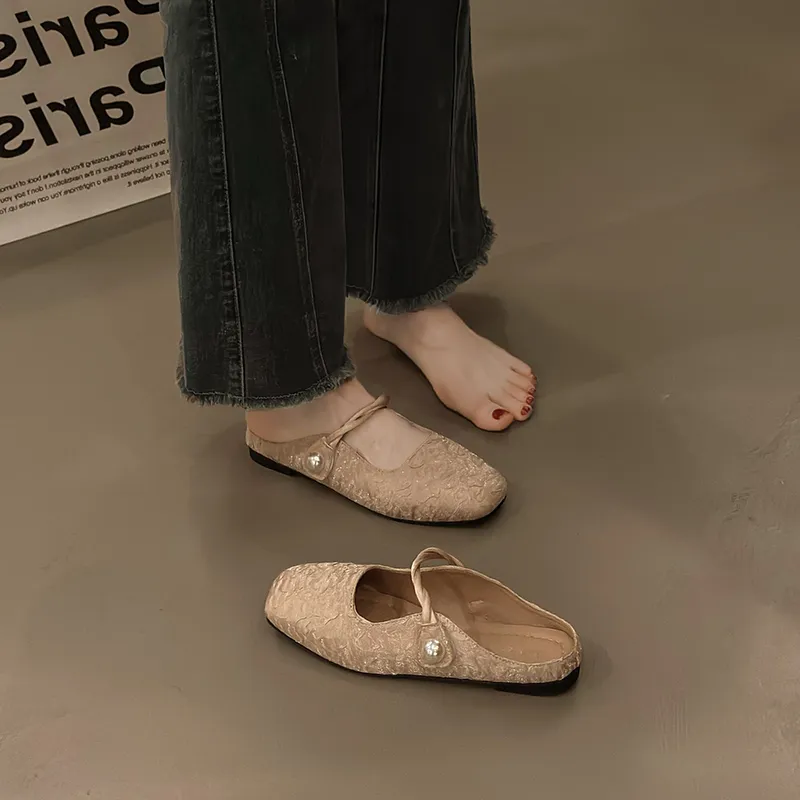 AJPAP Closed Toe Slippers Women's-9
