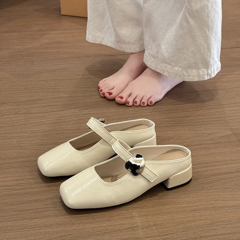 AJPAP Closed Toe Slippers Women's-1