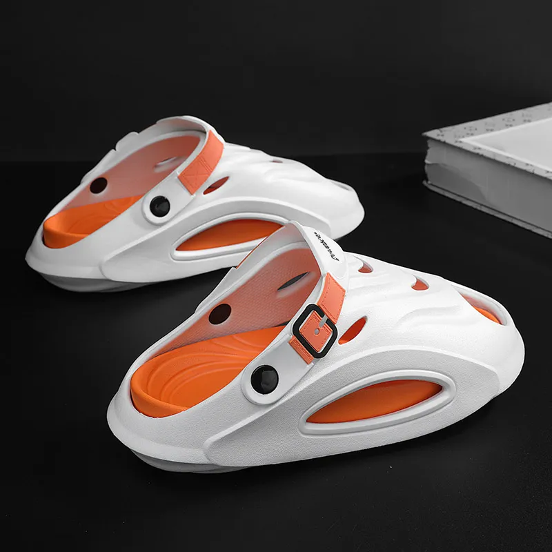 Budding Bear Beach Sandals Men's-1