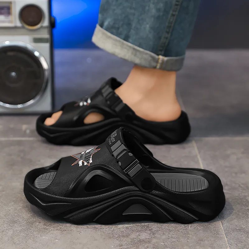 Budding Bear Beach Sandals Men's-2