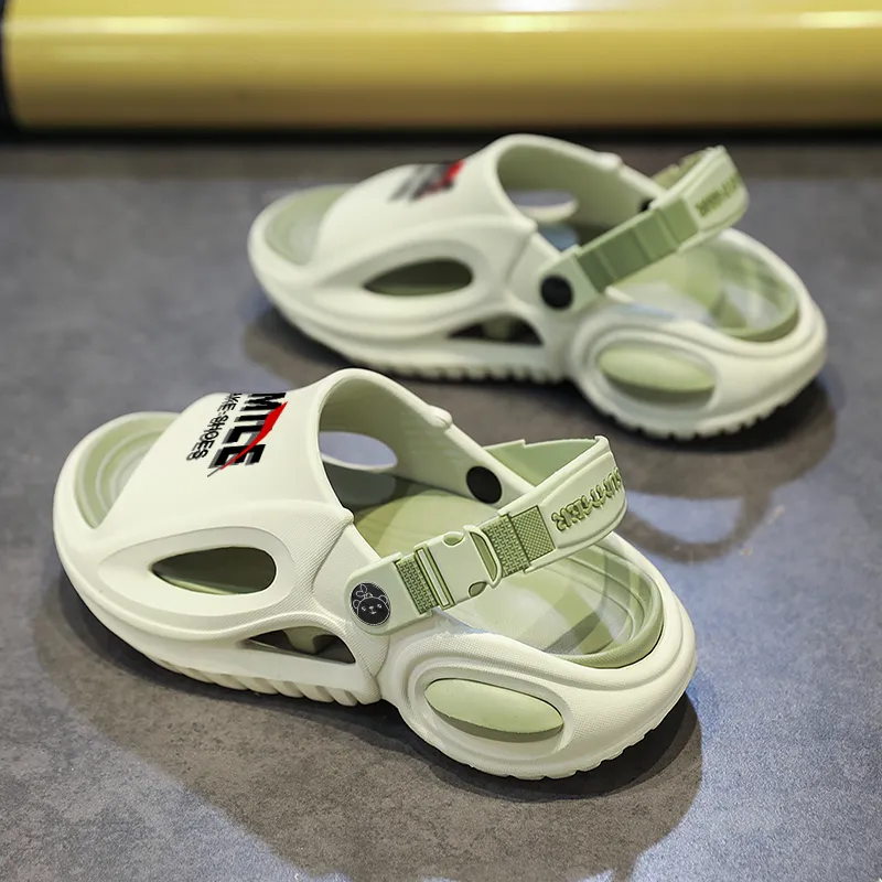 Budding Bear Beach Sandals Unisex-1