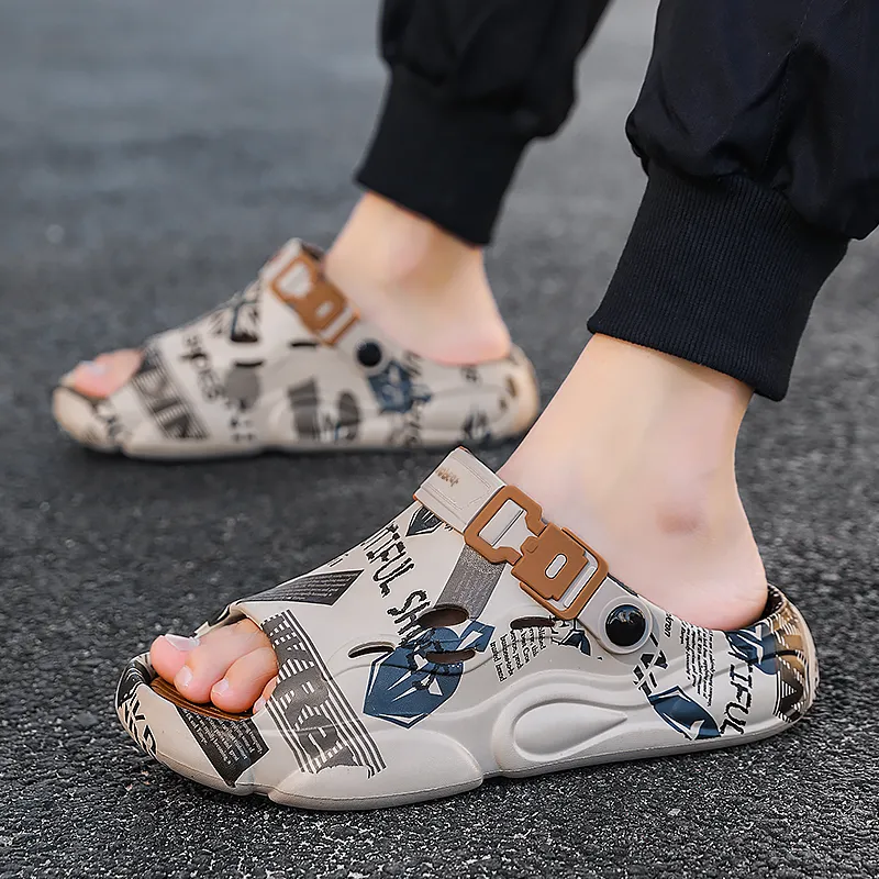Budding Bear Beach Sandals Men's-9