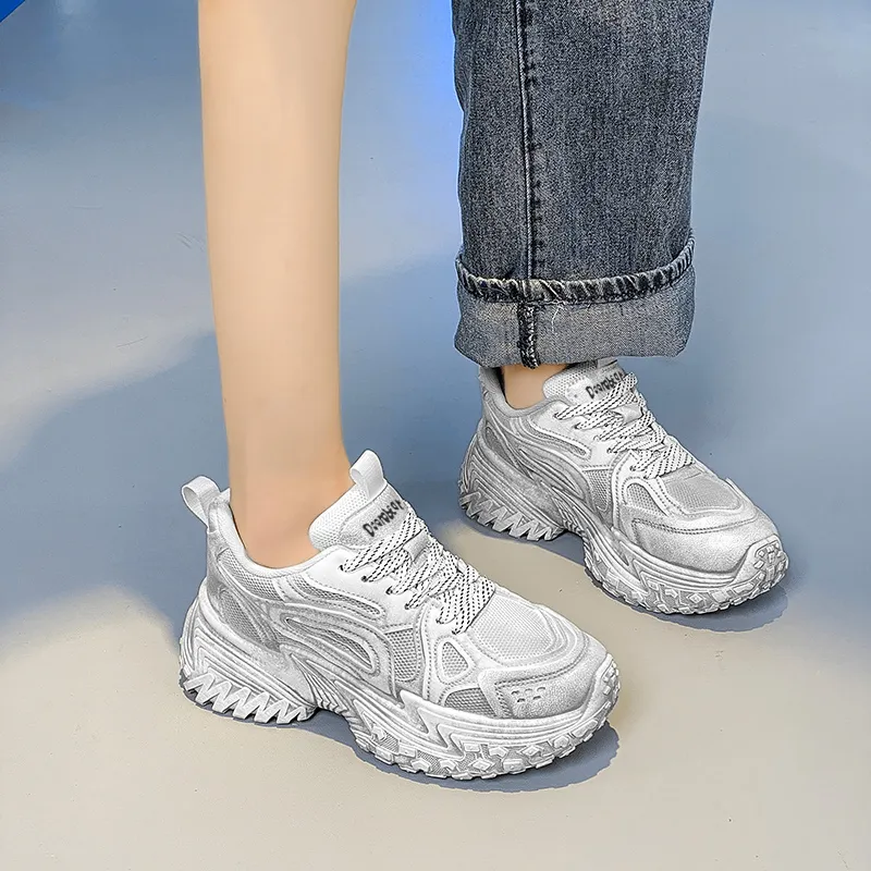 Budding Bear Anti-Slip Wear-Resistant Breathable Lightweight Height Increasing Low-Top Chunky Sneakers Unisex-19