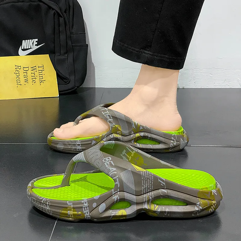 Budding Bear Flip Flops Men-13