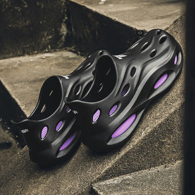 Budding Bear Clogs Men-2