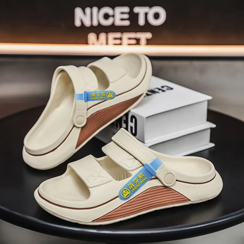 Budding Bear Cut-Out Slip-Resistant Odor-Resistant Slide Slippers Unisex-3