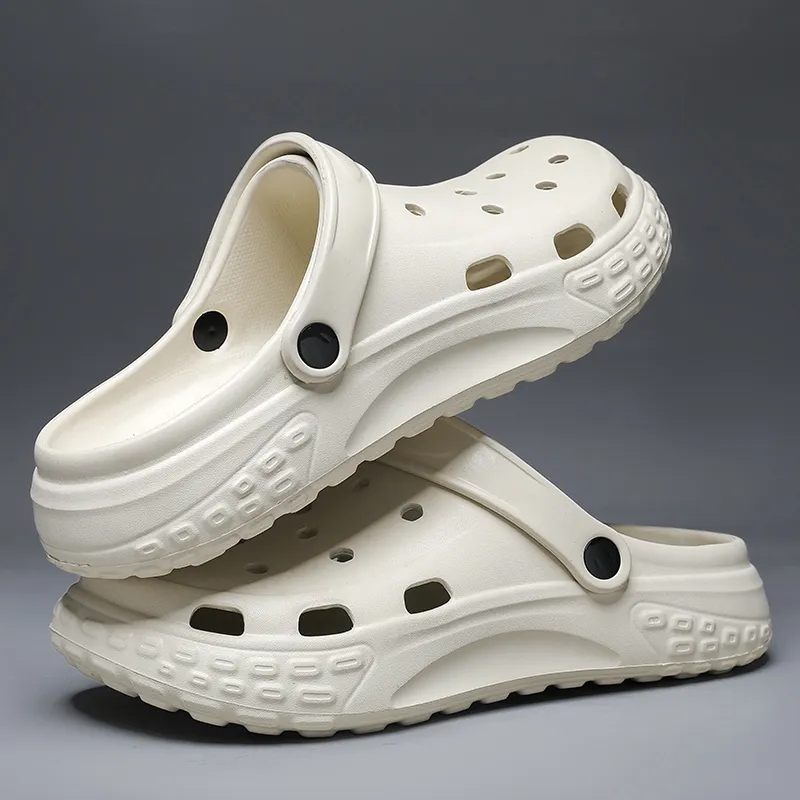 Budding Bear Clogs Men-11
