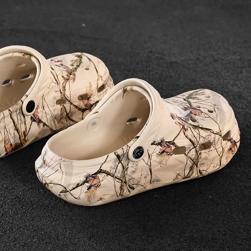 Budding Bear Clogs Men-7