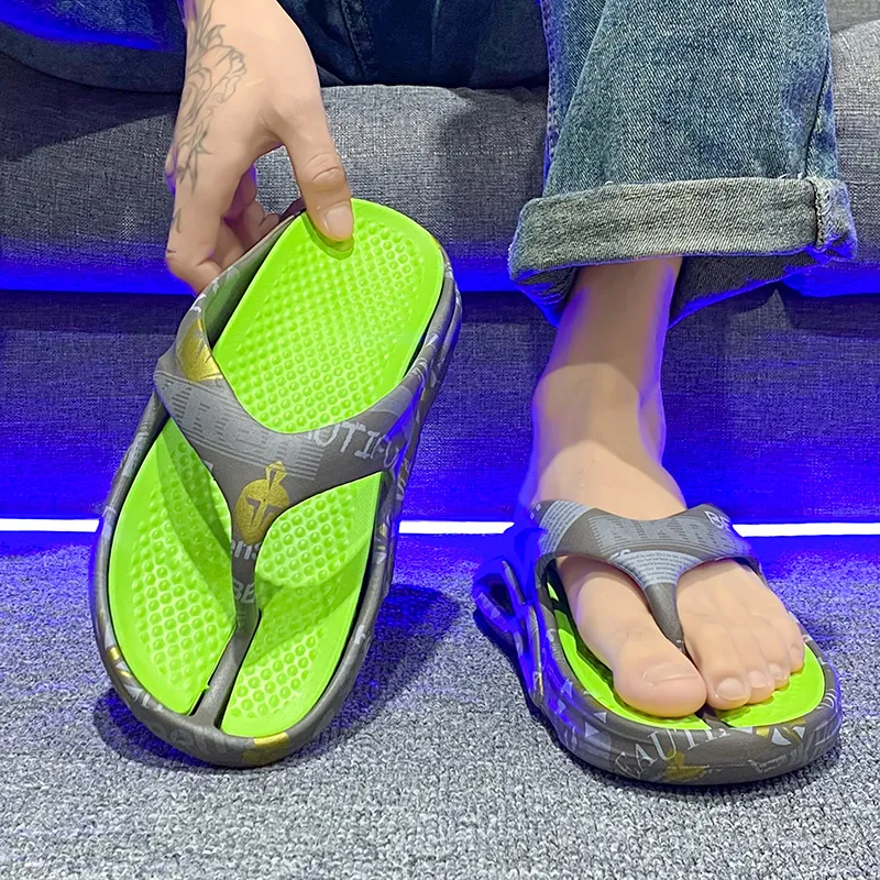 Budding Bear Flip Flops Men-14