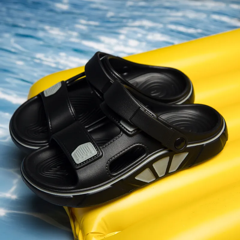 Budding Bear Beach Sandals Men's-2