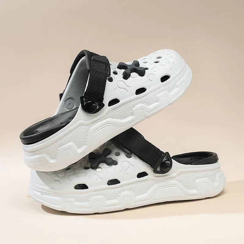 Budding Bear Clogs Men-1