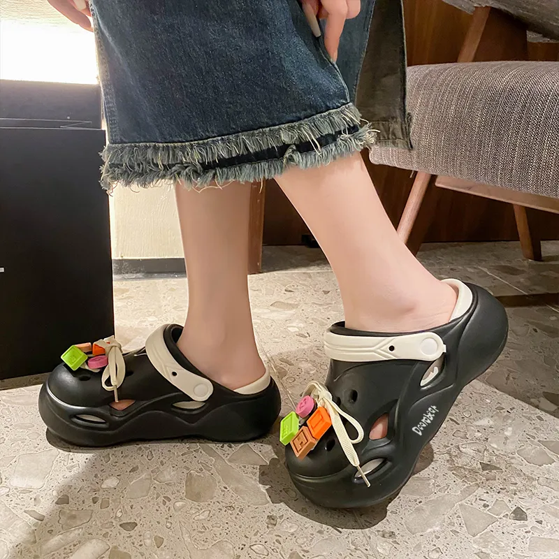 Budding Bear Clogs Women's-12