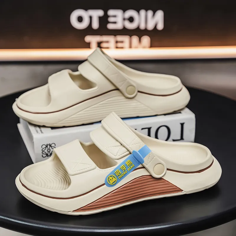 Budding Bear Cut-Out Slip-Resistant Odor-Resistant Slide Slippers Unisex-2
