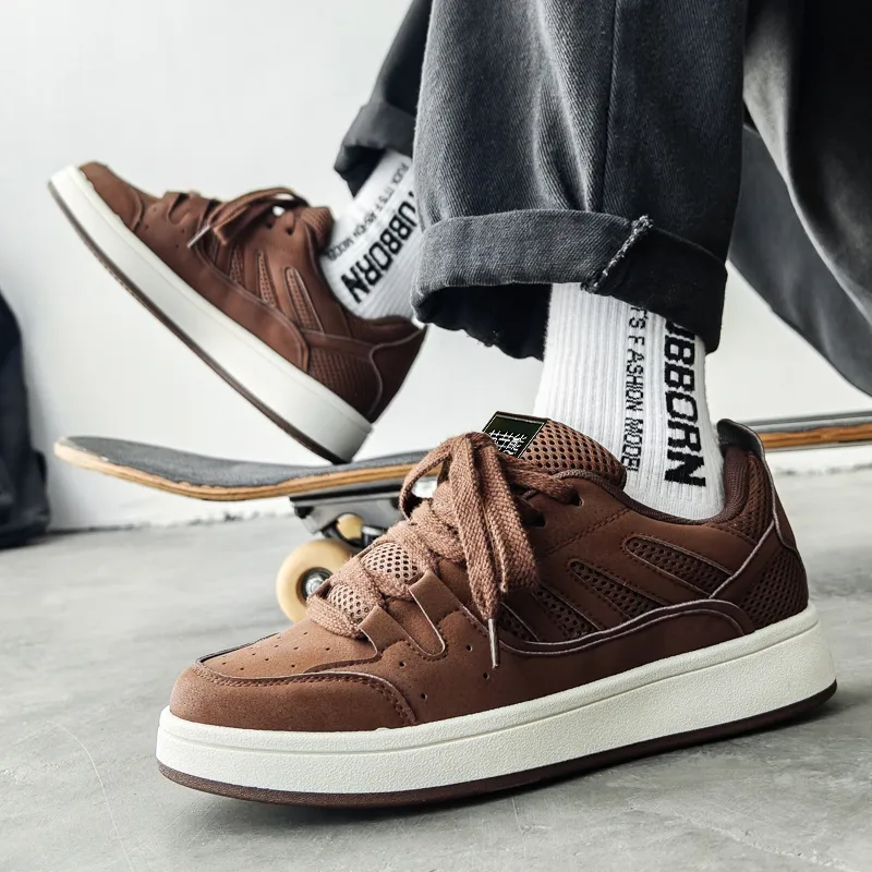 Budding Bear Low Top Skateboard Shoes Men's-21