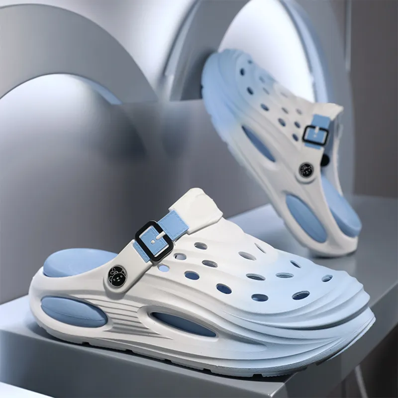 Budding Bear Clogs Men-2