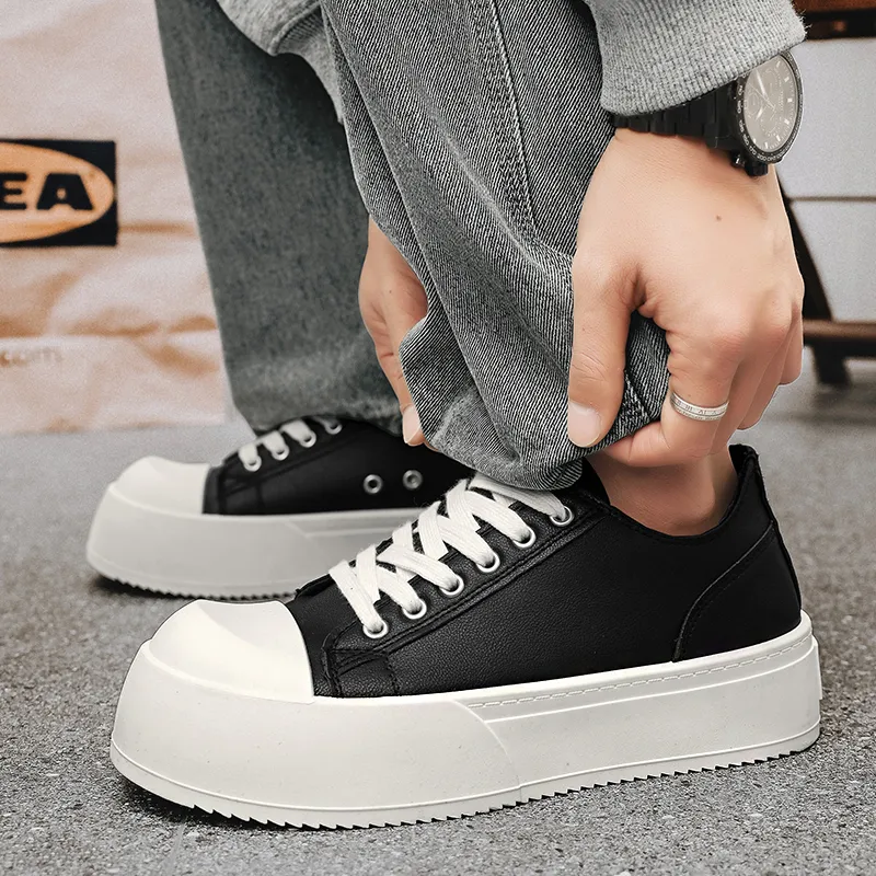 Budding Bear Low-Top Skateboard Shoes Unisex Black-9