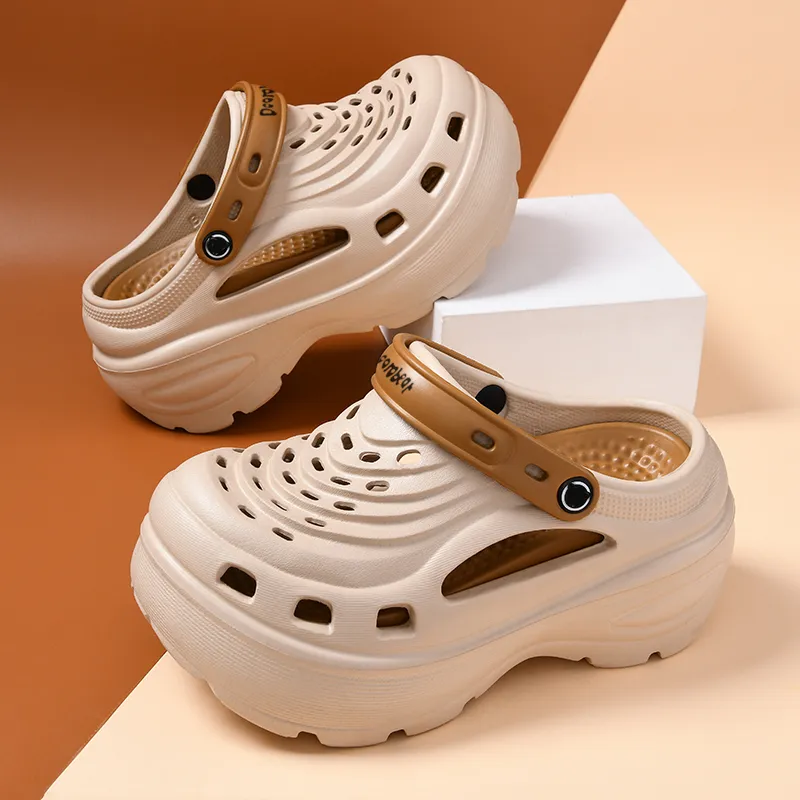 Budding Bear Clogs Women's-14