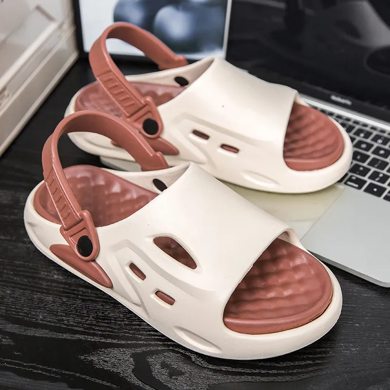 Budding Bear Beach Sandals Men's-6