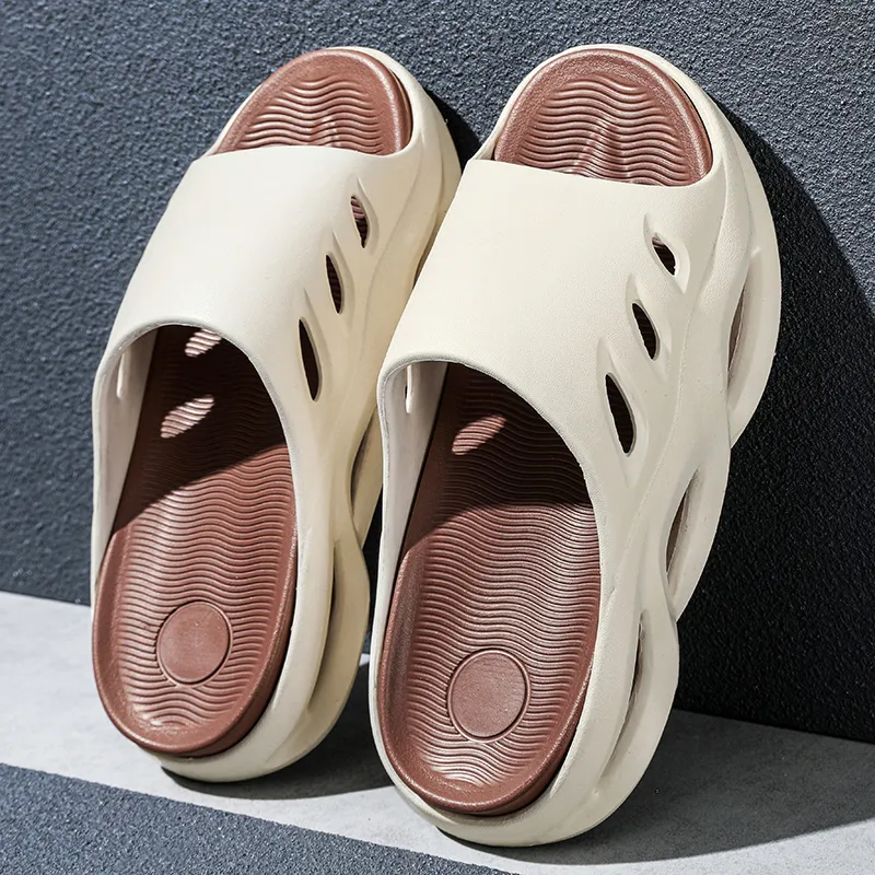 Budding Bear EVA Slip Resistant Odor Resistant Slide Slippers Men's-16