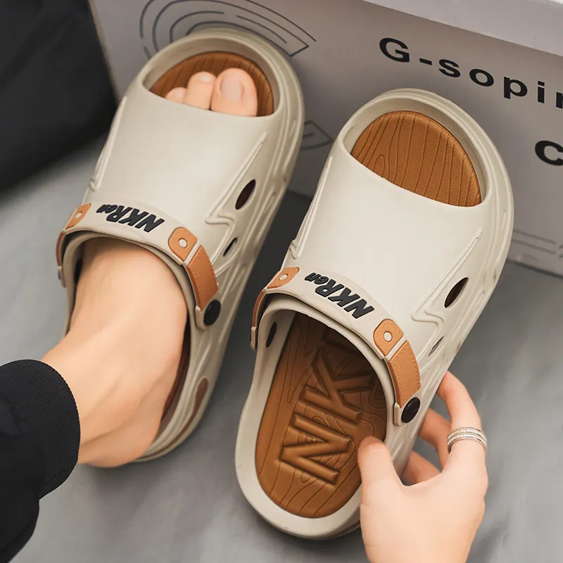 Budding Bear Beach Sandals Men's-12