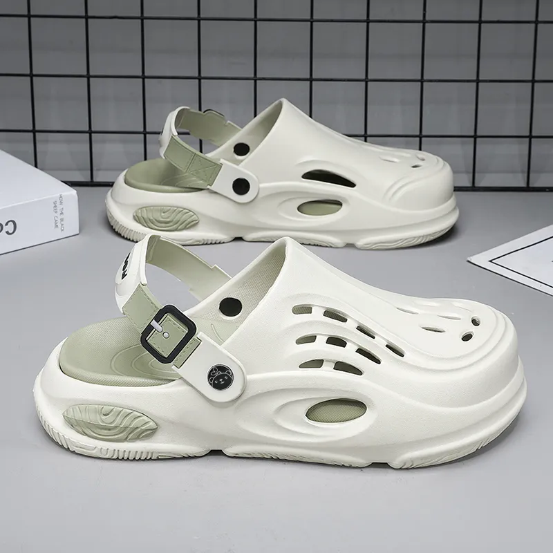 Budding Bear Clogs Men-16