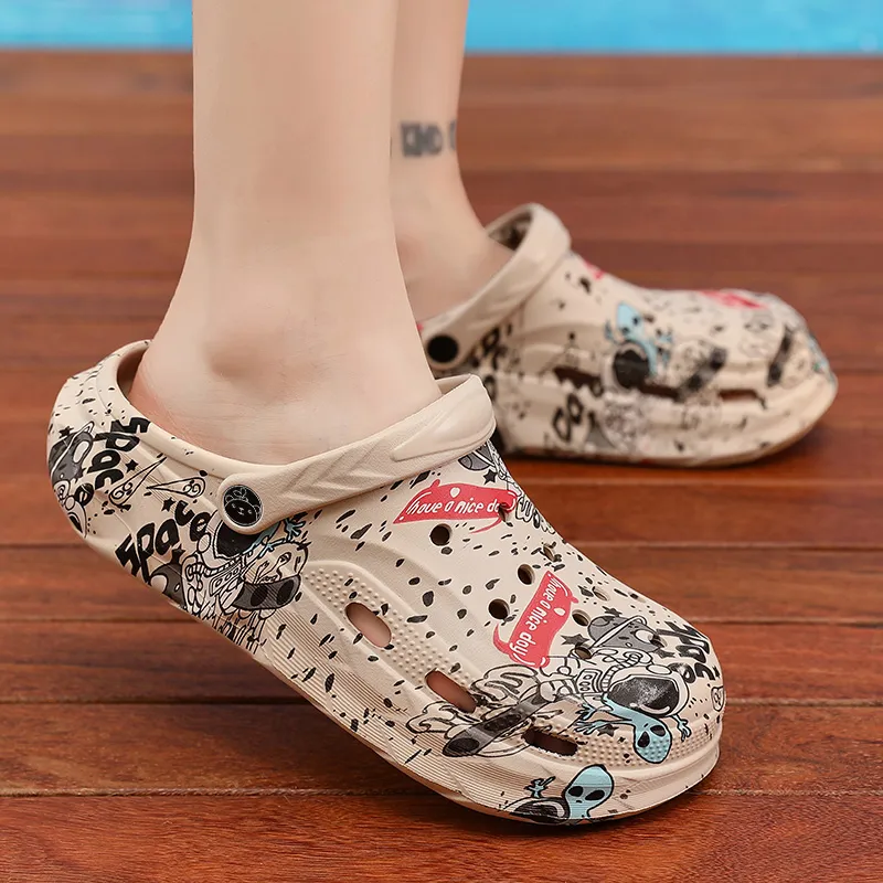 Budding Bear Clogs Men-9