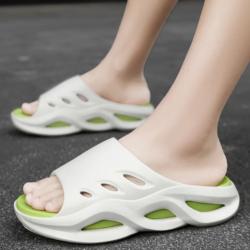 Budding Bear EVA Slip Resistant Odor Resistant Slide Slippers Men's-8