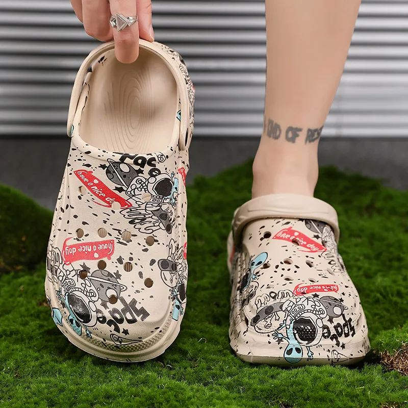 Budding Bear Clogs Men-8