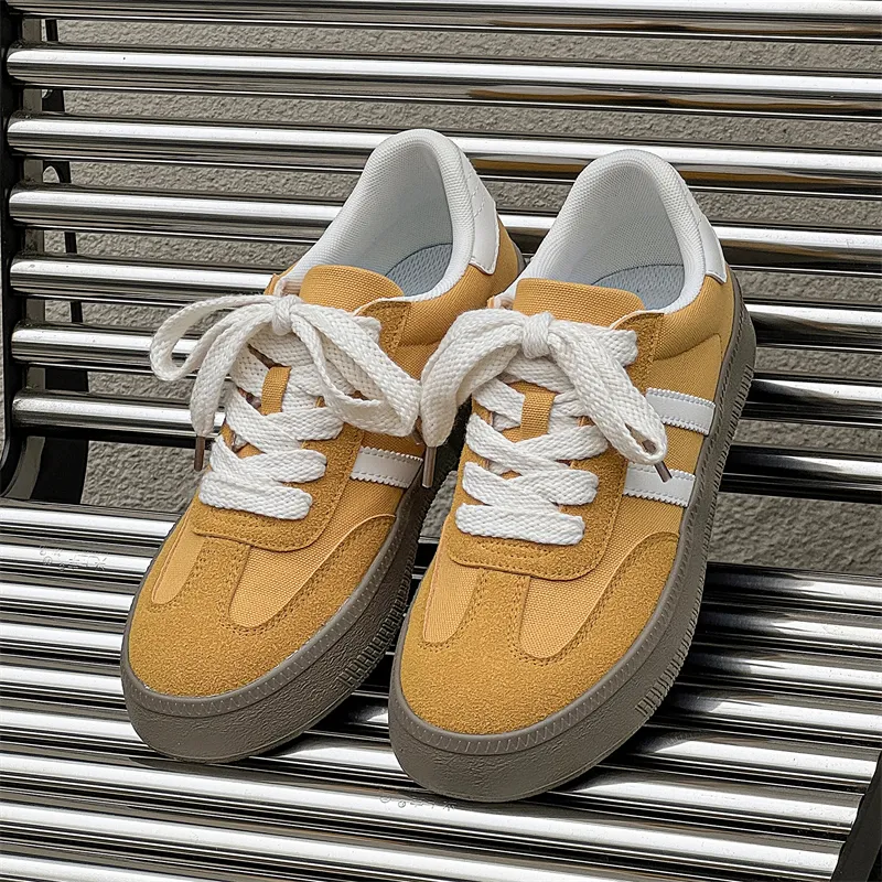 Budding Bear Low Top Skateboard Shoes Men's-8