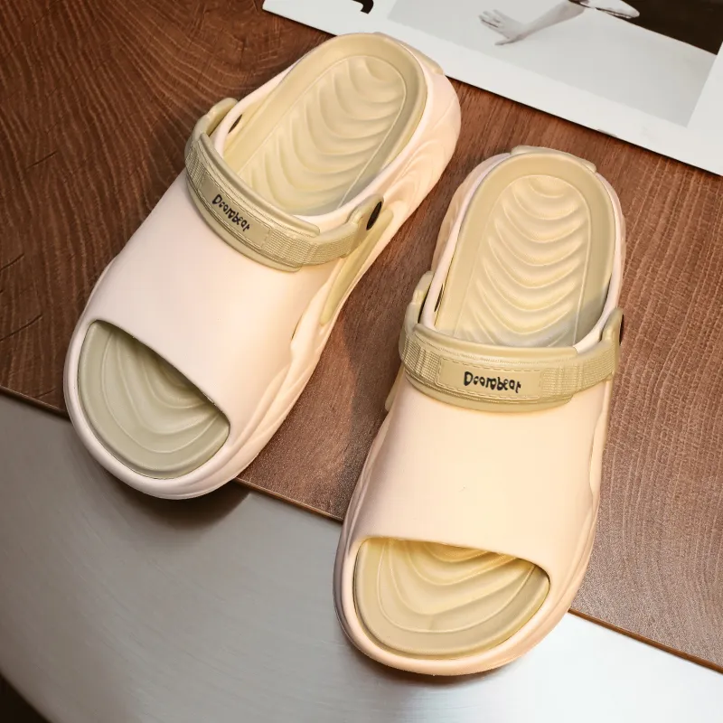 Budding Bear Beach Sandals Men's-2