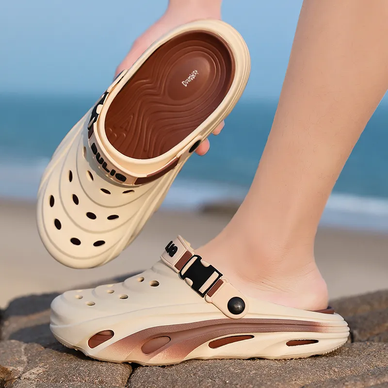 Budding Bear Clogs Men-13