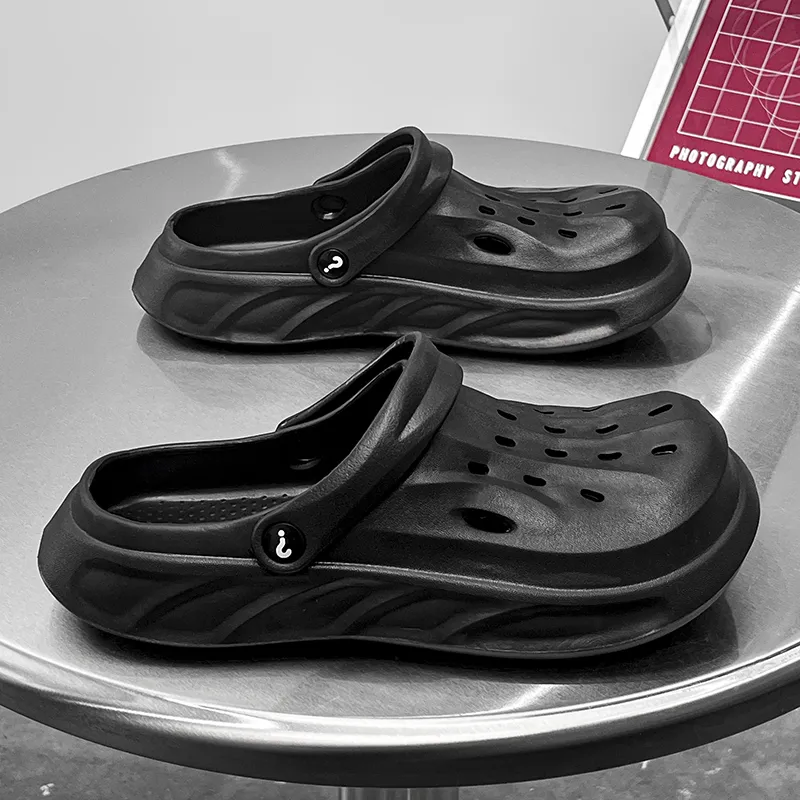 Budding Bear Clogs Men-1