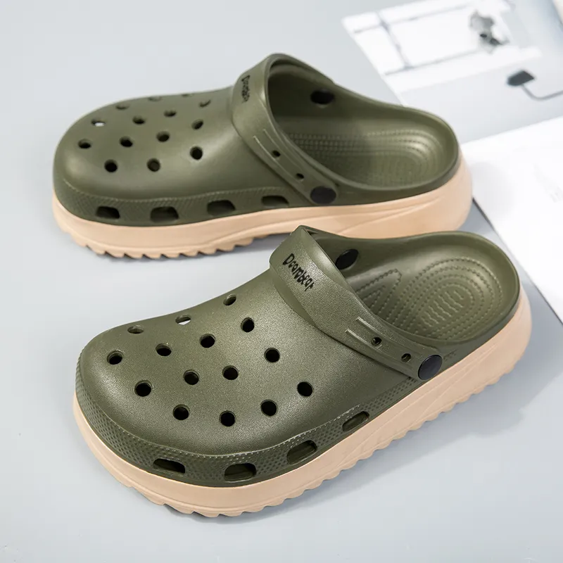 Budding Bear Clogs Men-11