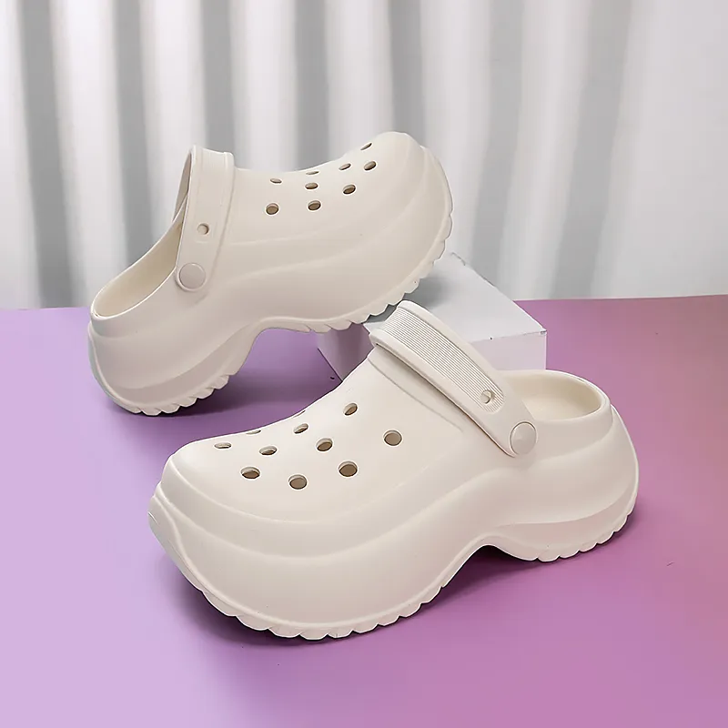 Budding Bear Clogs Women's-11