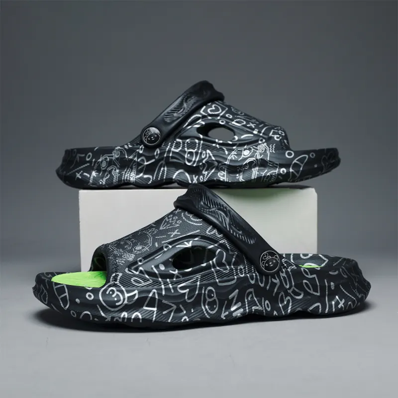 Budding Bear Beach Sandals Men's-1