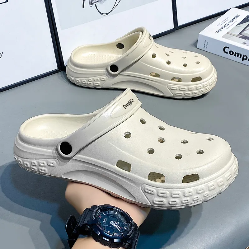 Budding Bear Clogs Men-12